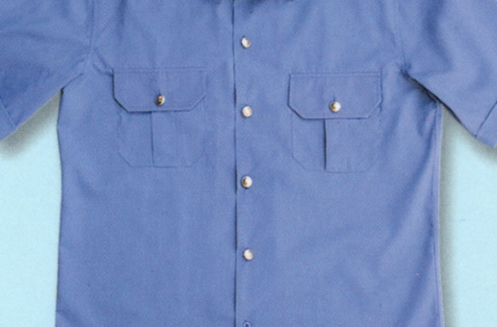 Camicia estiva con bottoni