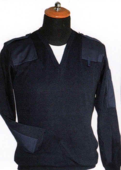 maglione con collo a v